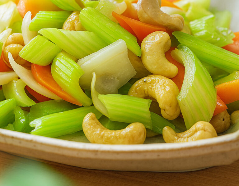 西芹百合炒腰果